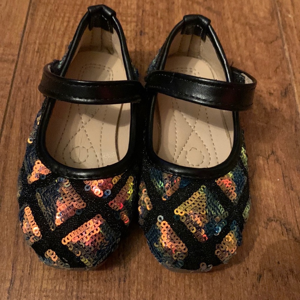 Black Mary Jane baby toddler shoe with iridescent sequins. Baby 5